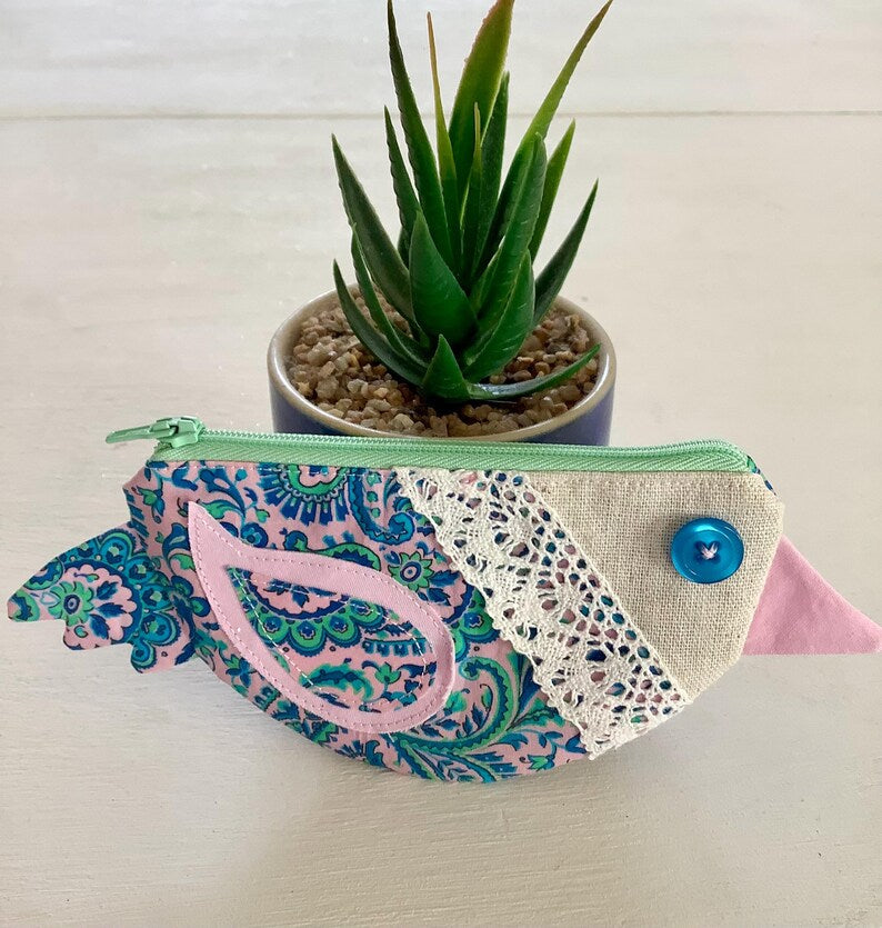 Liberty London Vogel-Geldbörse aus Baumwolle, handgefertigte Reißverschlusstasche, 8 cm hoch