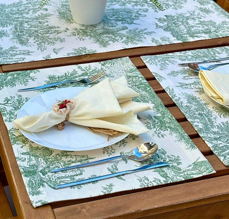 Grüne Toile de Jouy Tischdecke aus Entenleinen mit Baumwoll-Polyester, französischer Landhausstil