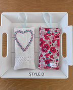 Handbestickte Lavendelsäckchen im 2er-Set aus Stoff, je ca. 14 cm x 7 cm