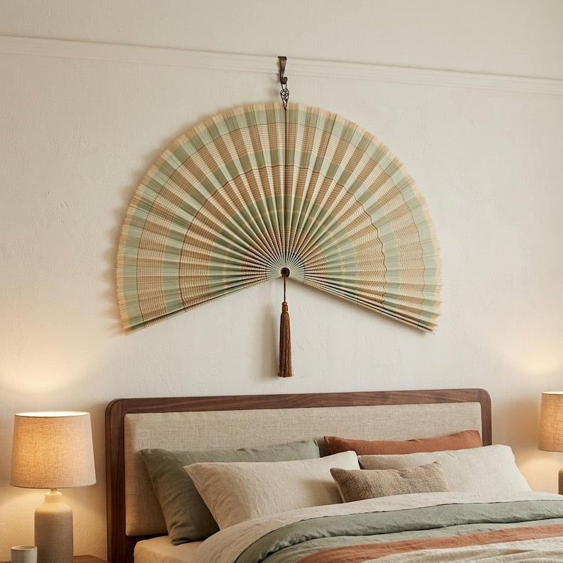 Altrosa Boho Wandfächer aus Bambus, großer handgefertigter Wandbehang für Schlafzimmer