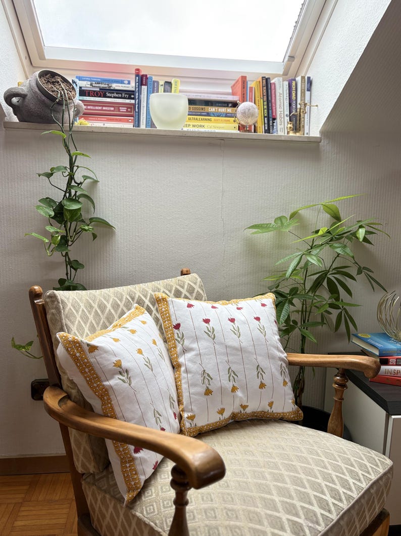 Kissenbezug aus Baumwolle mit Blumenmuster, 40 × 40 cm, senfgelber Blockdruck