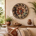 Handgewebter Wandkorb im Boho-Stil, schwarzrostfarben, geometrisches Spiralmuster