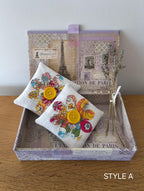 2er-Set Lavendelsäckchen aus Vintage-Leinen und Stoff mit Applikationsblume und Knopf, 9 x 9 cm